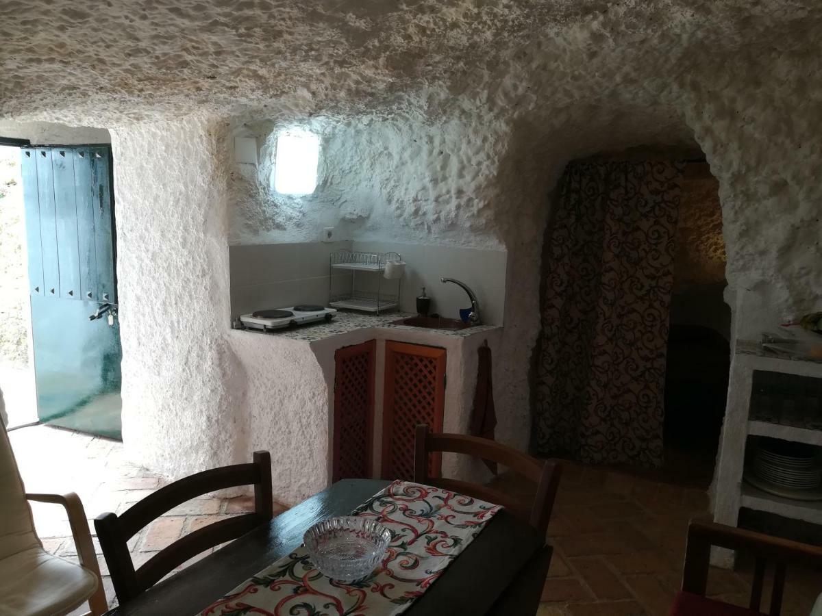 Cueva El Madrono * Pegalajar