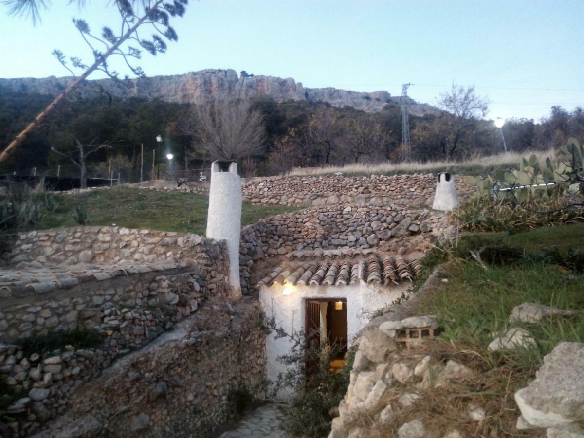 Cueva El Madrono *